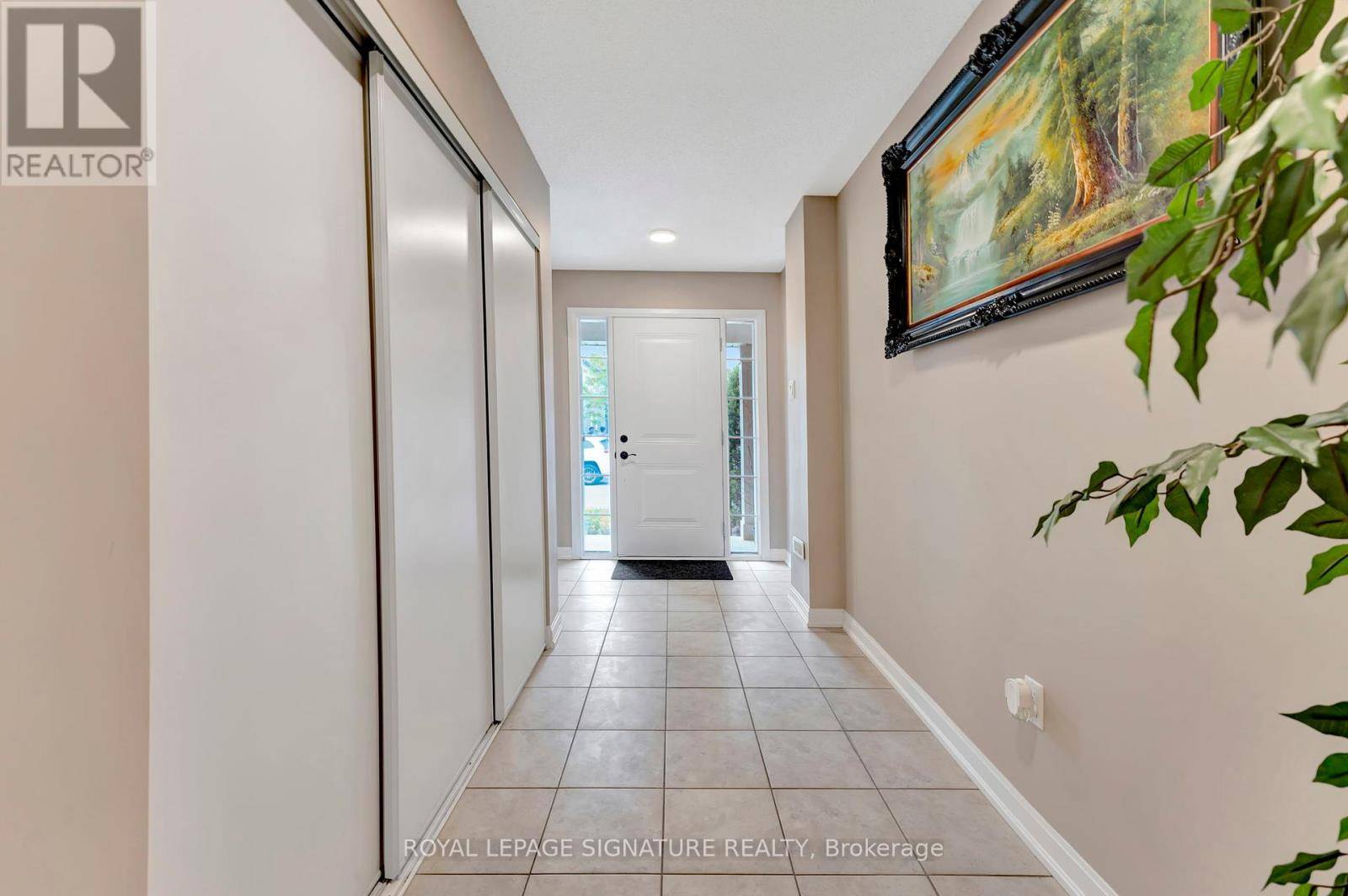 Milton (de Dempsey), ON L9T8M7,165 Hampshire WAY #134