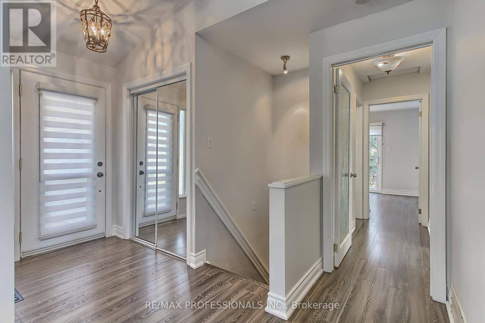 Oakville (fd Ford), ON L6J5K8,425 CANTERBURY CRESCENT