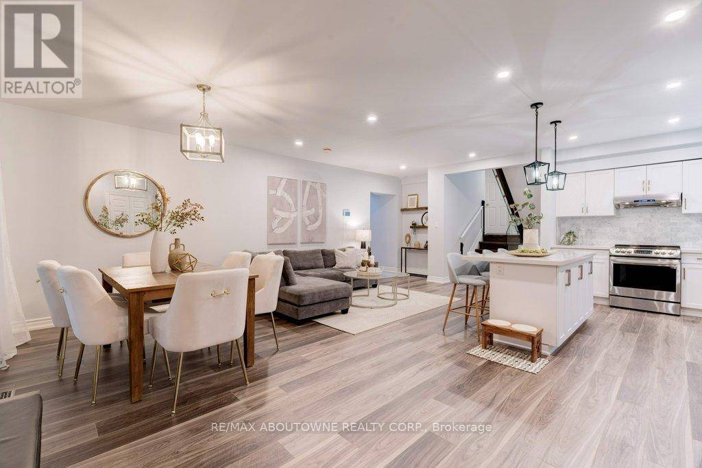 Oakville (fa Falgarwood), ON L6H2L4,1155 FALGARWOOD DRIVE