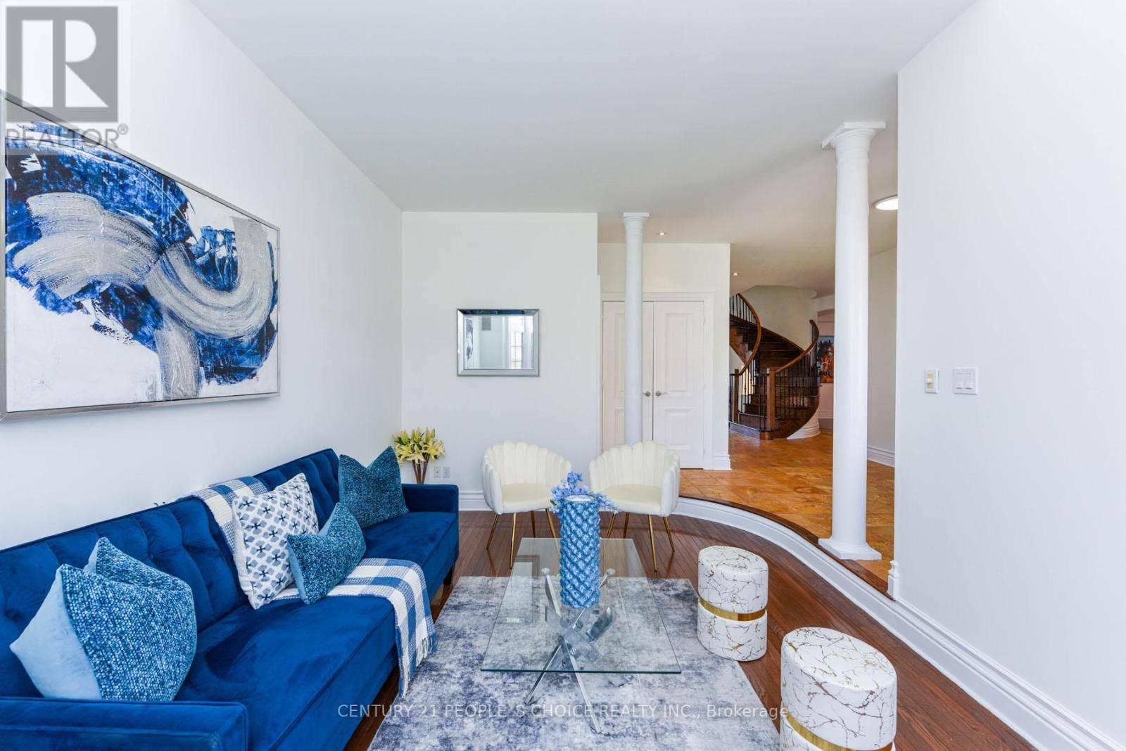 Oakville (wm Westmount), ON L6M4Y5,2372 PARKGLEN AVENUE