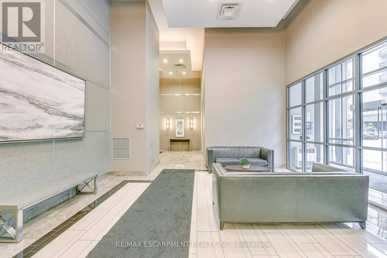 Oakville (wm Westmount), ON L6M0Y5,2490 Old Bronte RD #613