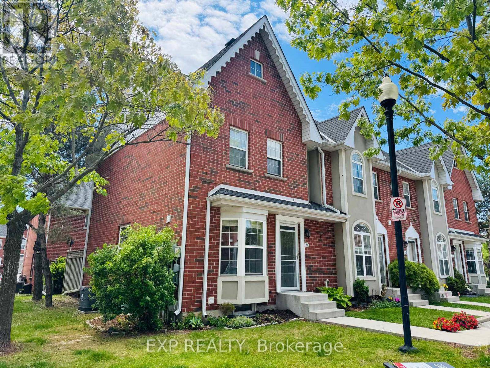 Burlington (tansley), ON L7M4Y3,4200 Kilmer DR #64