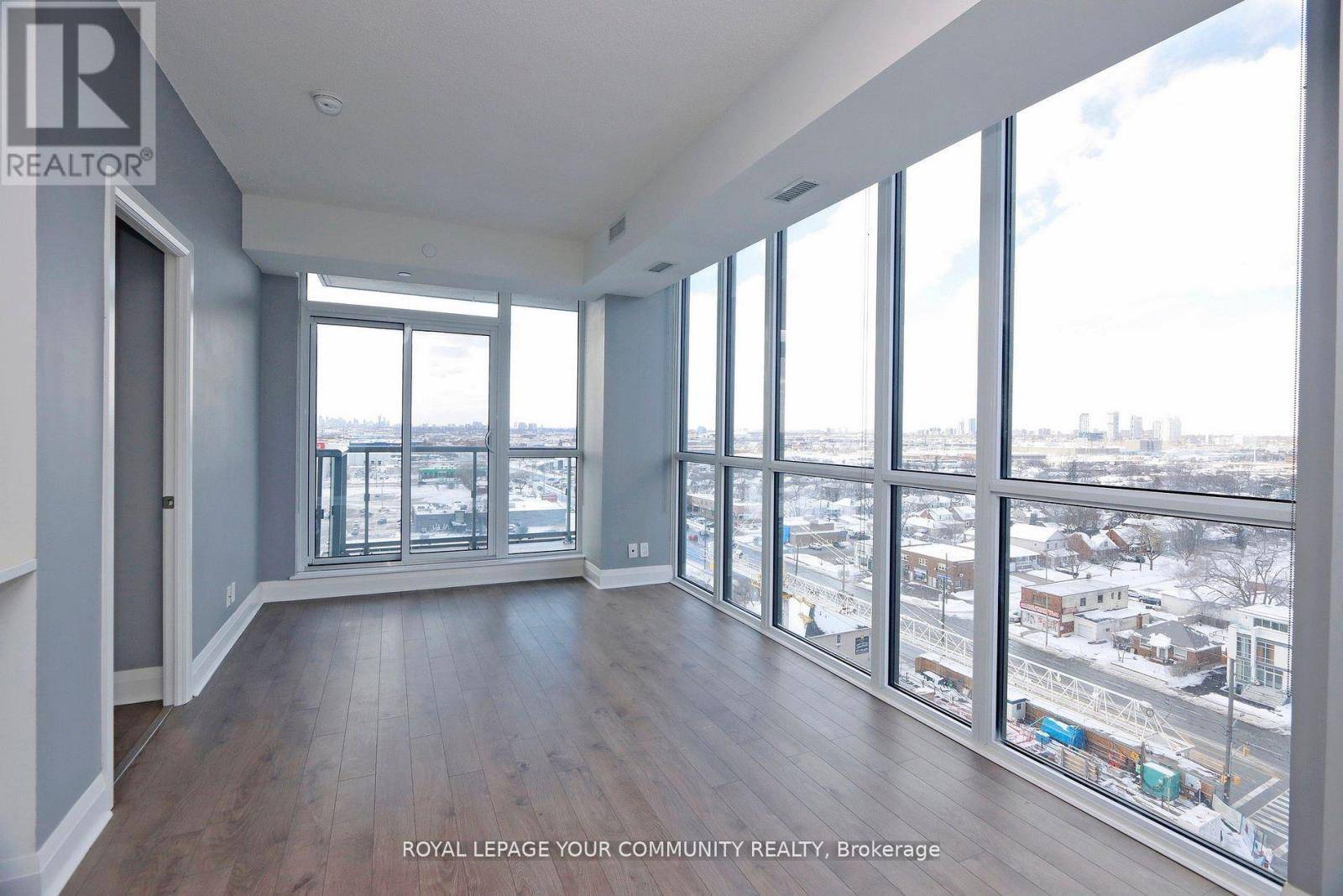 Toronto (islington-city Centre West), ON M8Z4Z6,15 Zorra ST #1109