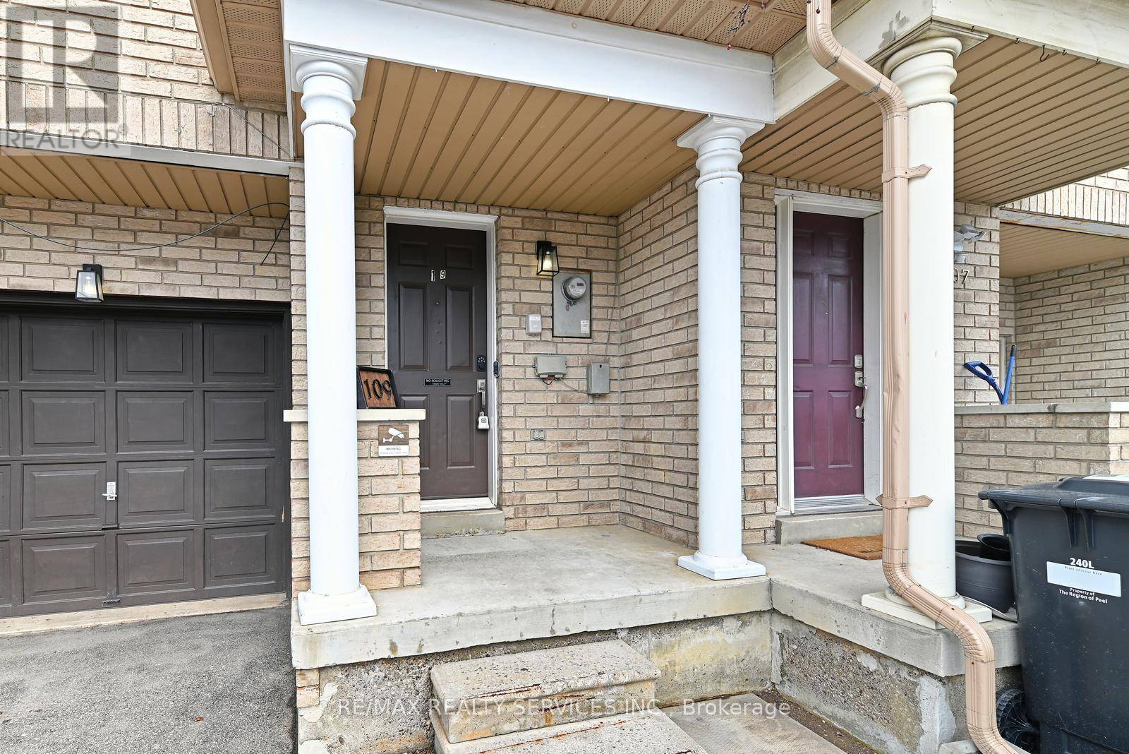 Mississauga (malton), ON L4T4M7,7035 Rexwood RD #109
