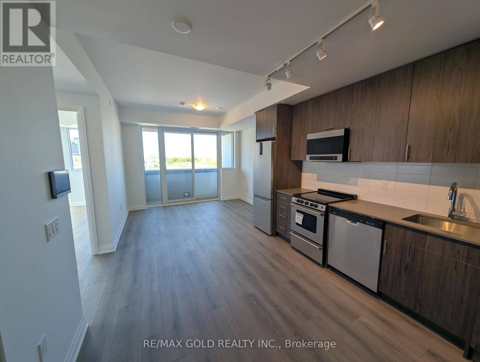 Oakville (jm Joshua Meadows), ON L6H7X8,412 Silver Maple RD #315