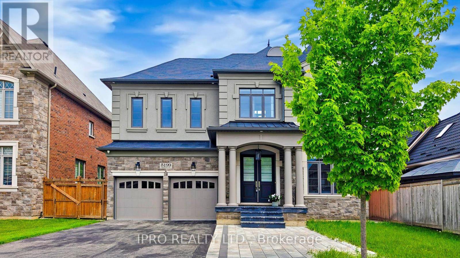 Mississauga (central Erin Mills), ON L5M2M9,5199 SYMPHONY COURT