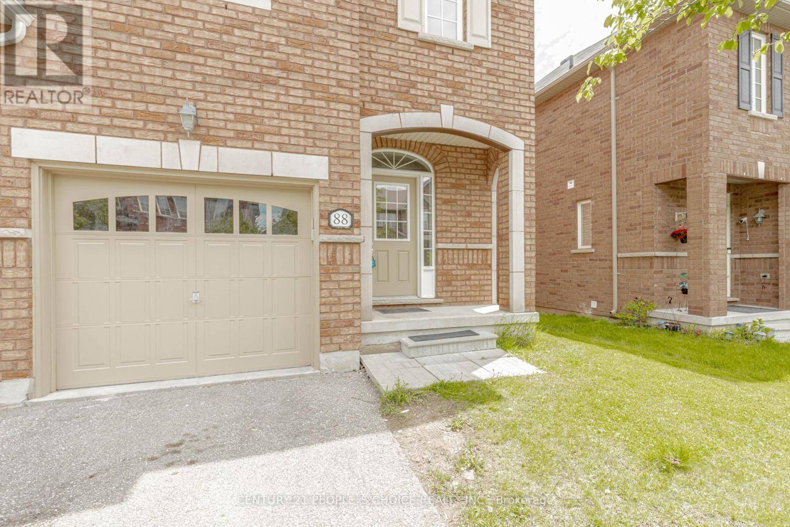 Milton (wi Willmott), ON L9T7P4,651 Farmstead DR Northeast #88