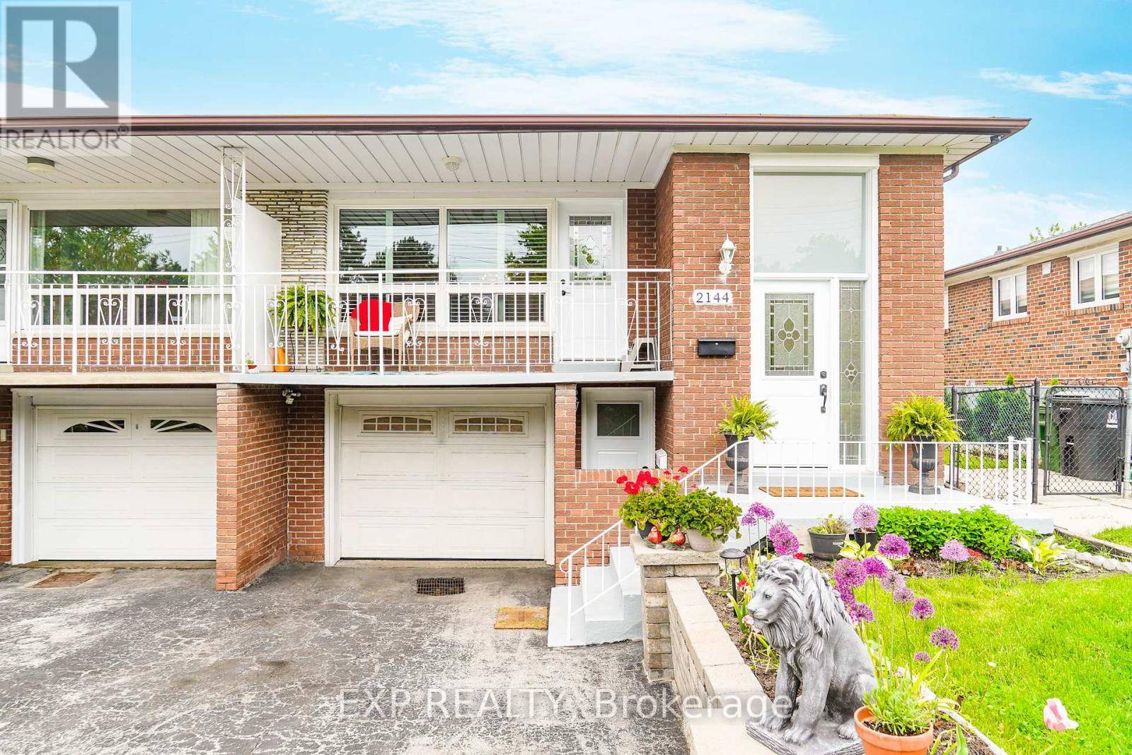 Toronto (glenfield-jane Heights), ON M3N1A5,2144 SHEPPARD AVENUE W
