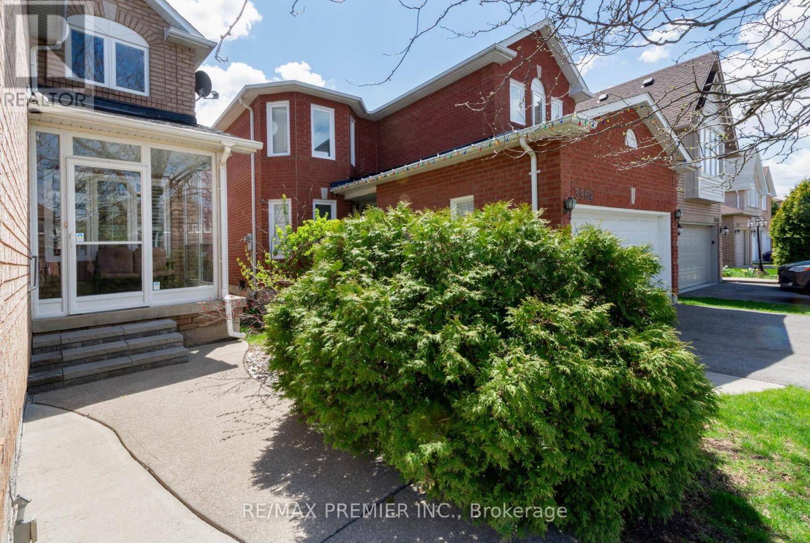 Mississauga (lisgar), ON L5N7A5,3960 HONEY LOCUST TRAIL
