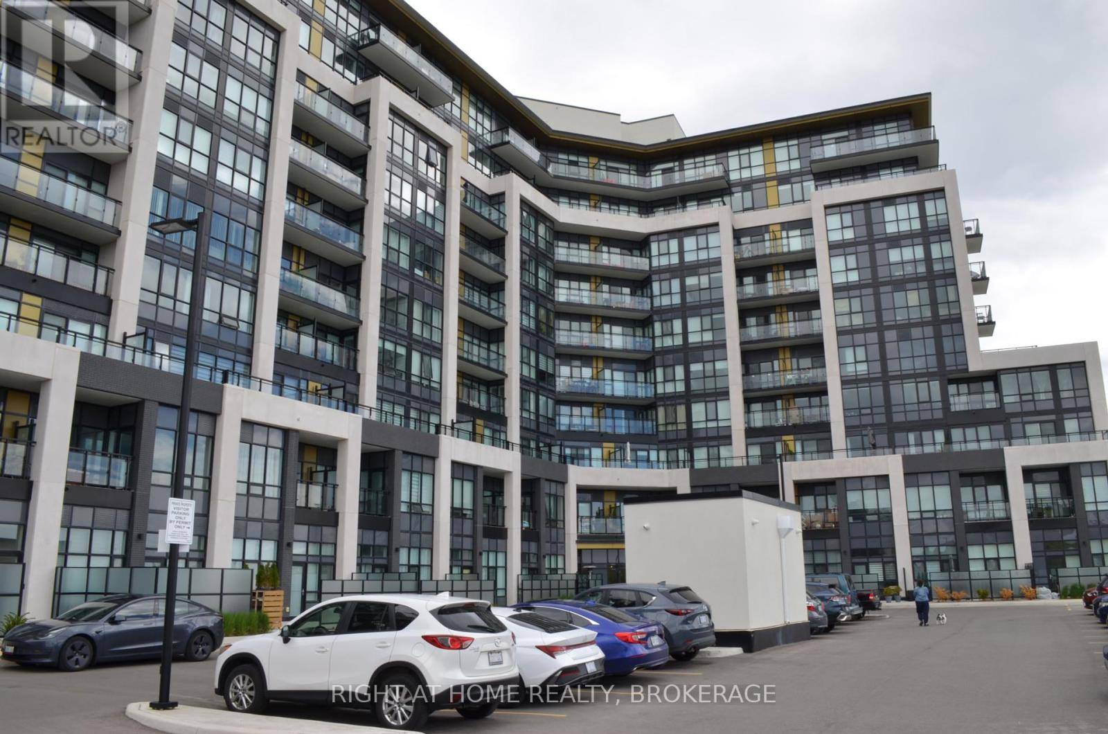 Oakville (go Glenorchy), ON L6M5P9,405 Dundas ST West #532