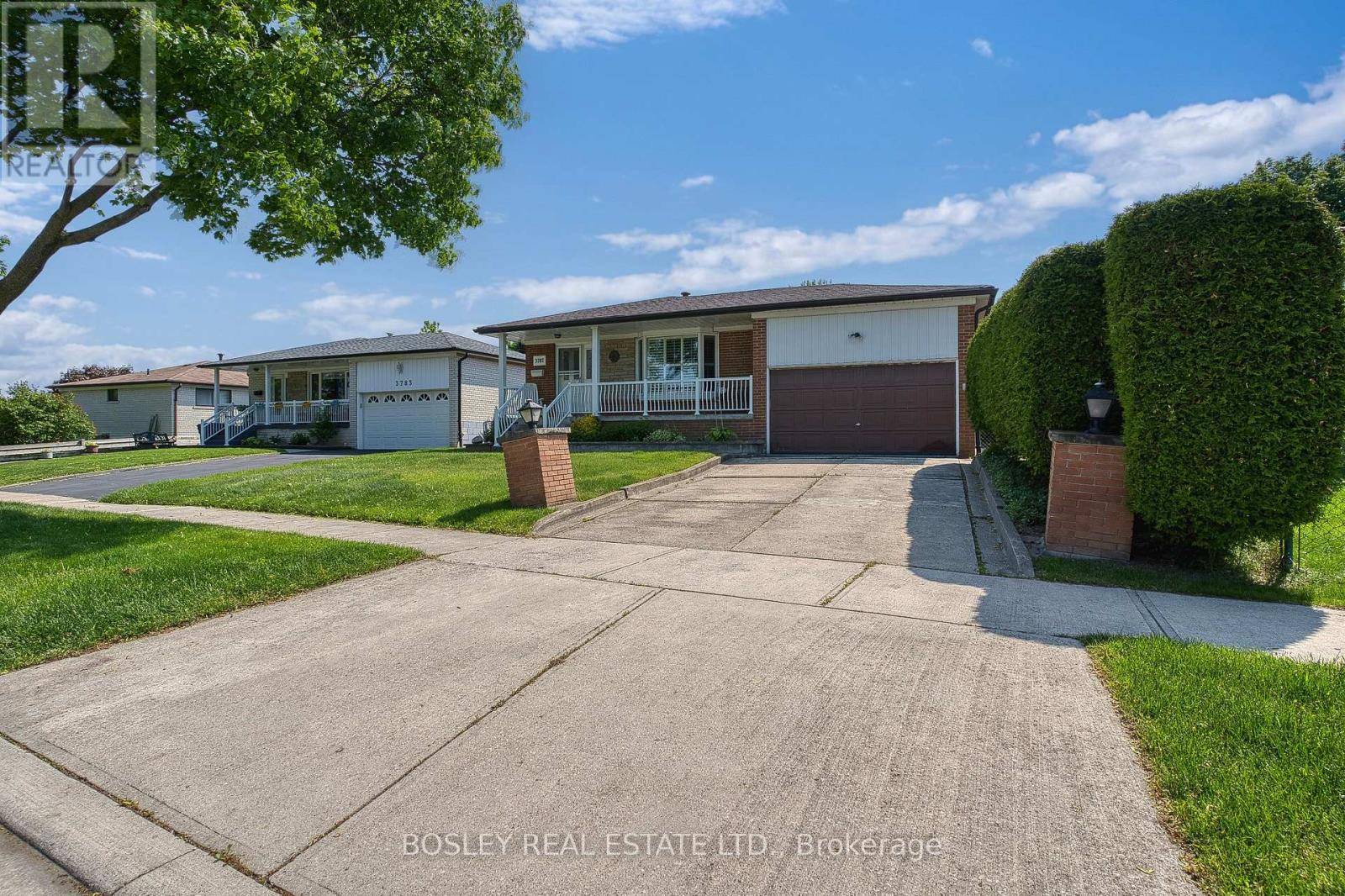 Mississauga (malton), ON L4T2G6,3787 BAYSWATER CRESCENT
