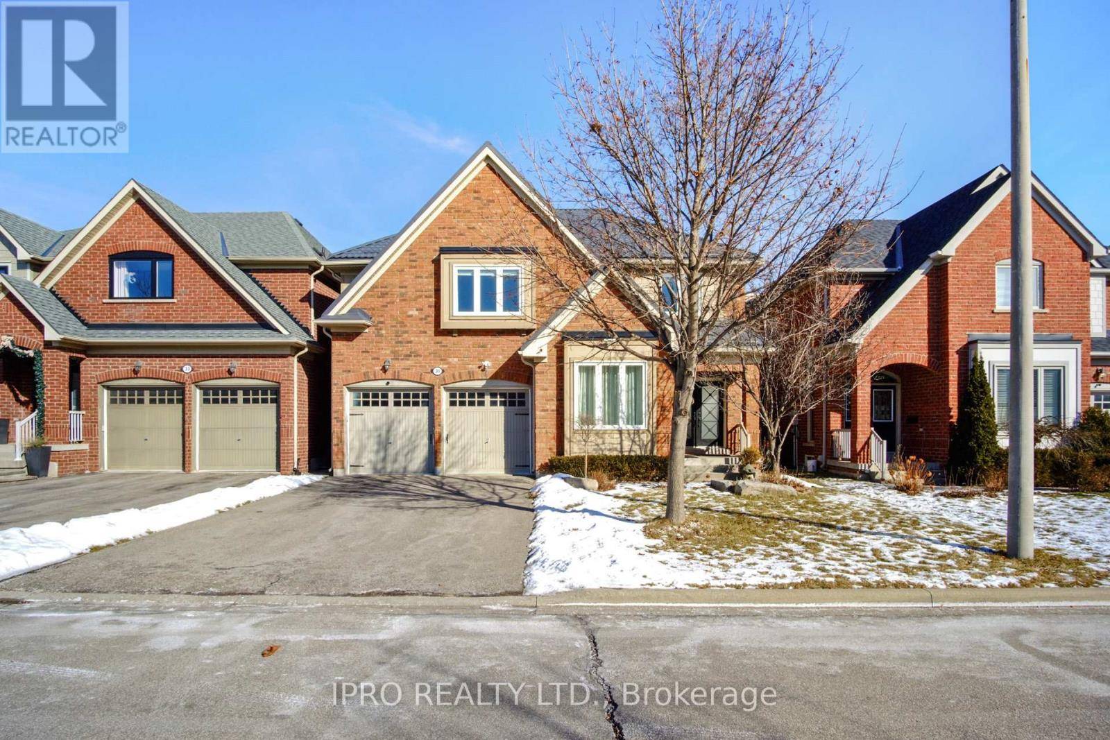 Mississauga (streetsville), ON L5M0A1,31 CALLISTO COURT