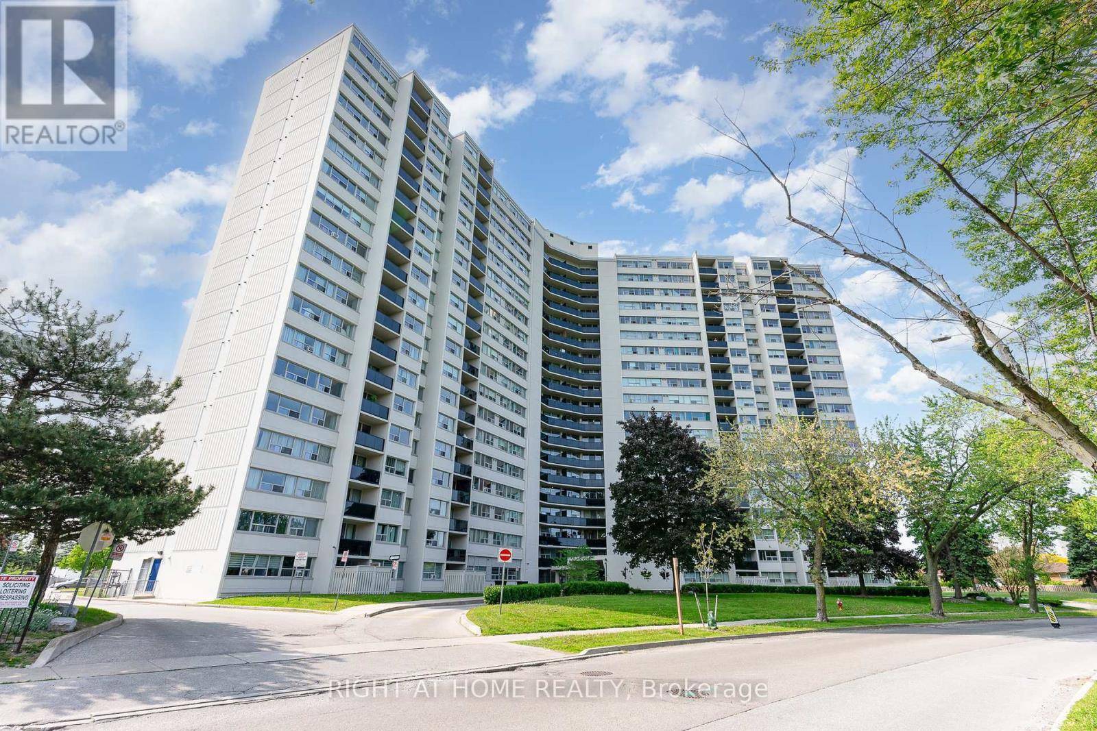 Mississauga (mississauga Valleys), ON L5A3T2,530 Lolita GDNS #505