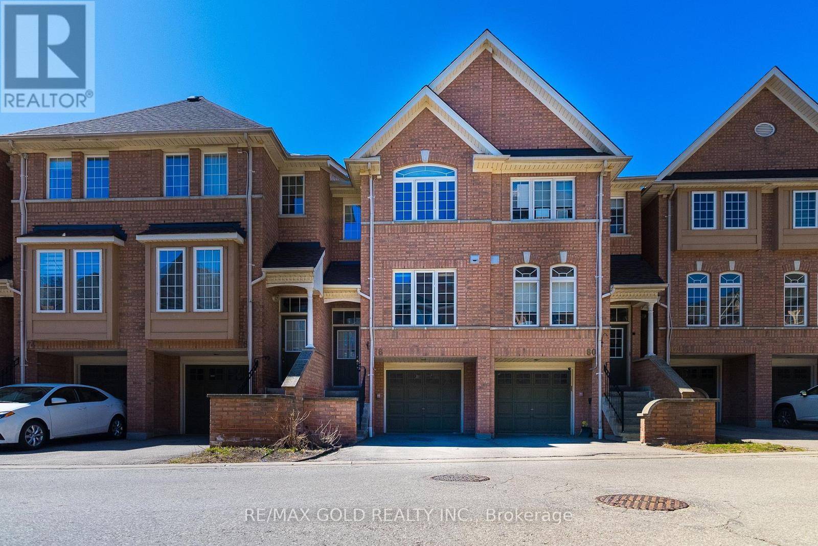 Mississauga (hurontario), ON L5R4E7,50 Strathaven DR #78