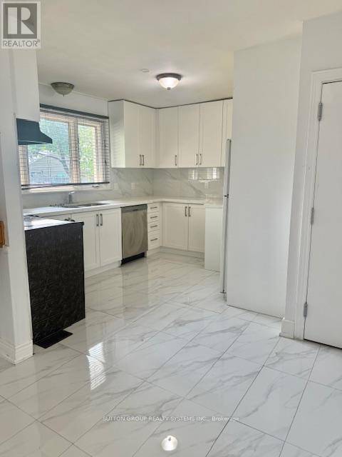 Brampton (northwood Park), ON L6X2L5,51 Windermere CT #Upper