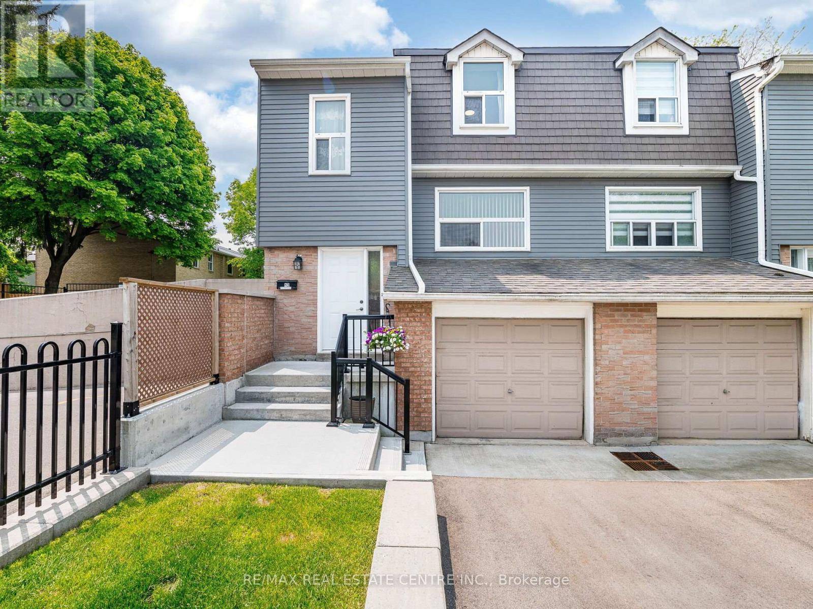 Mississauga (port Credit), ON L5H3V1,1050 Shawnmarr RD ##12