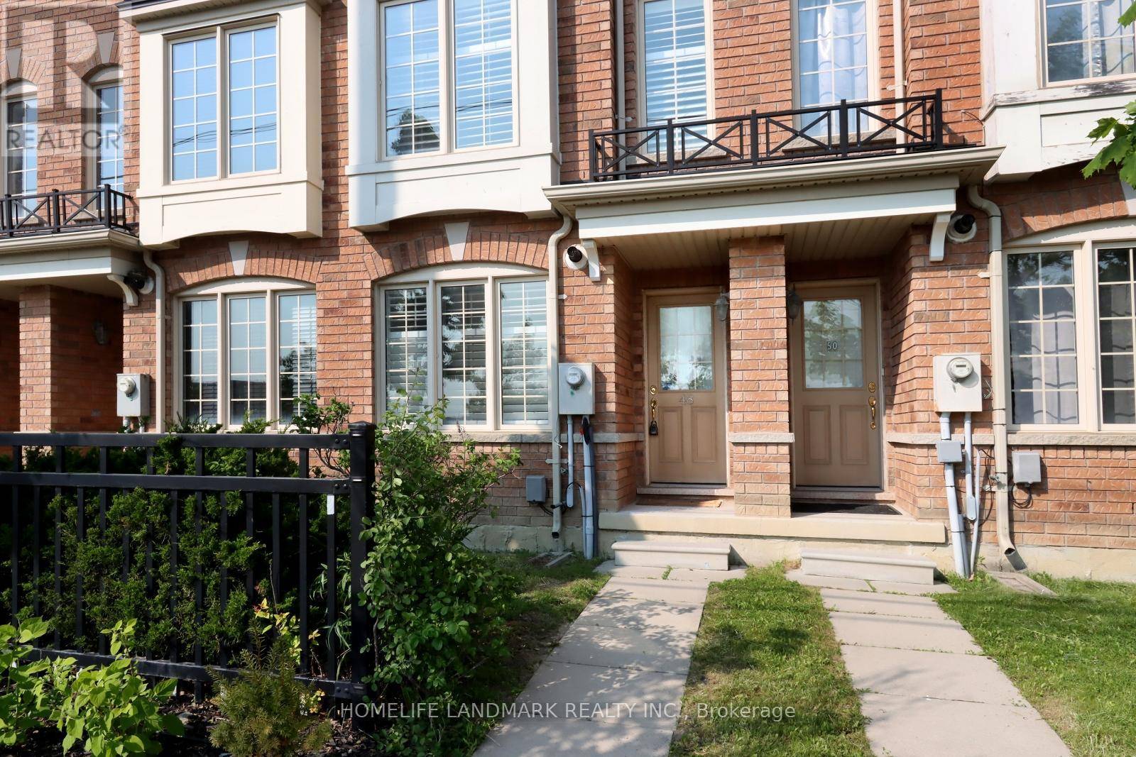 Brampton (sandringham-wellington), ON L6R0W6,48 PEACH DRIVE