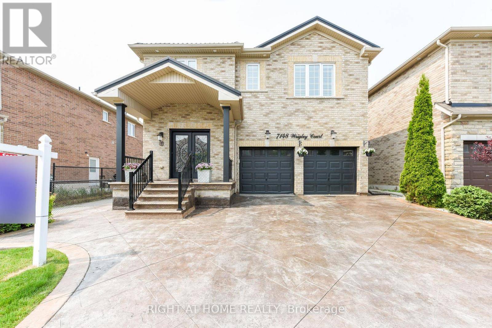 Mississauga (meadowvale Village), ON L5W0C8,7148 WRIGLEY COURT
