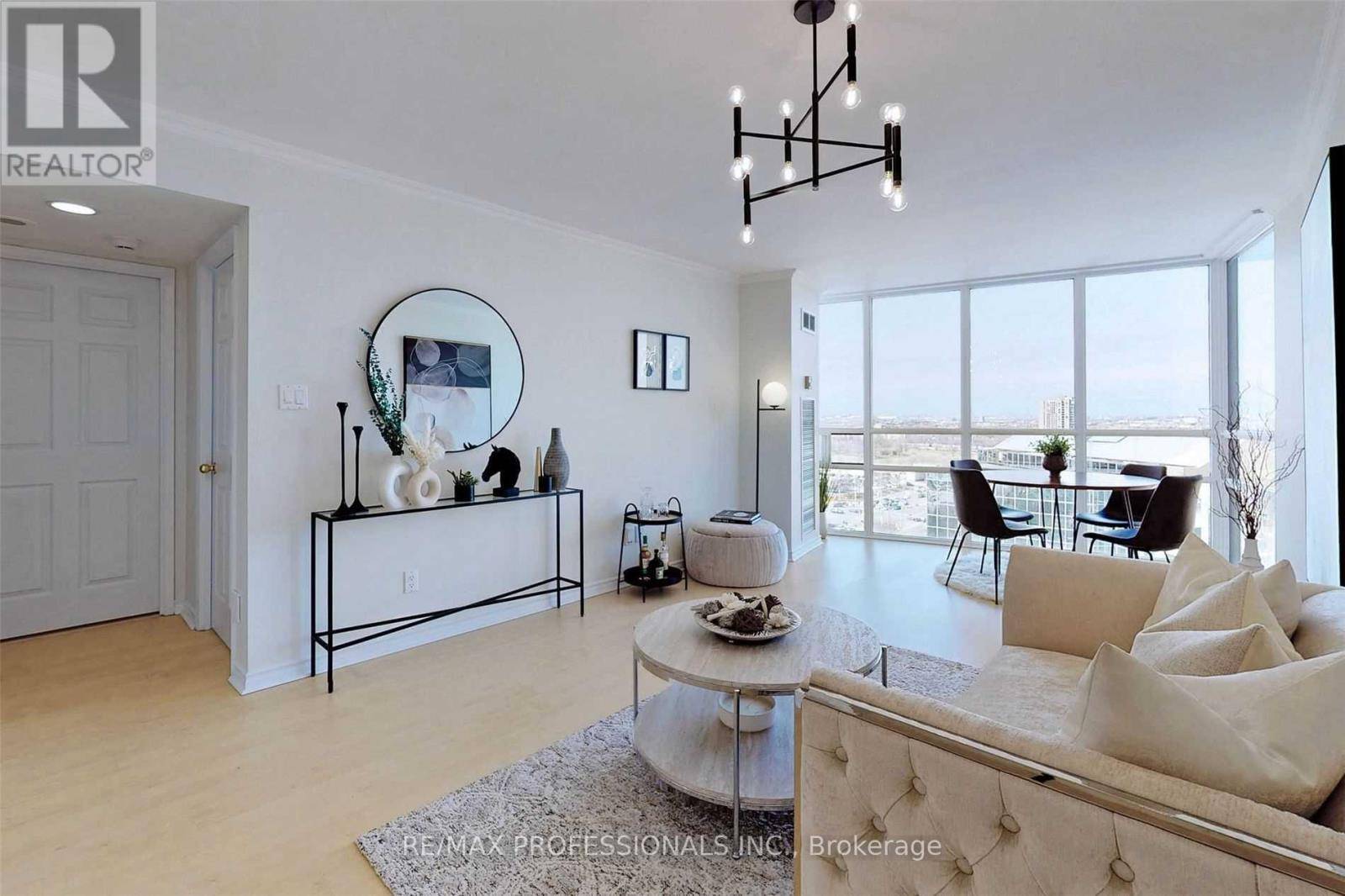 Mississauga (hurontario), ON L5R3P5,50 Eglinton AVE #1604