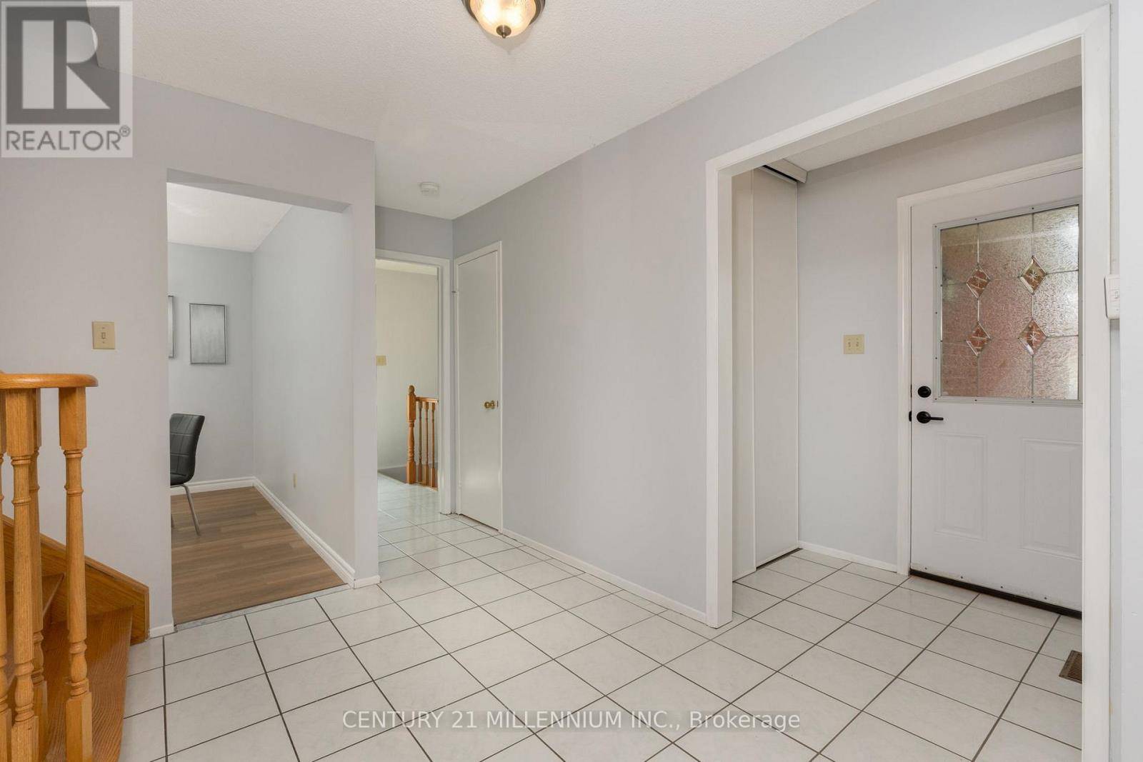 Brampton (heart Lake West), ON L6Z2R5,17 WHITEHAVEN DRIVE