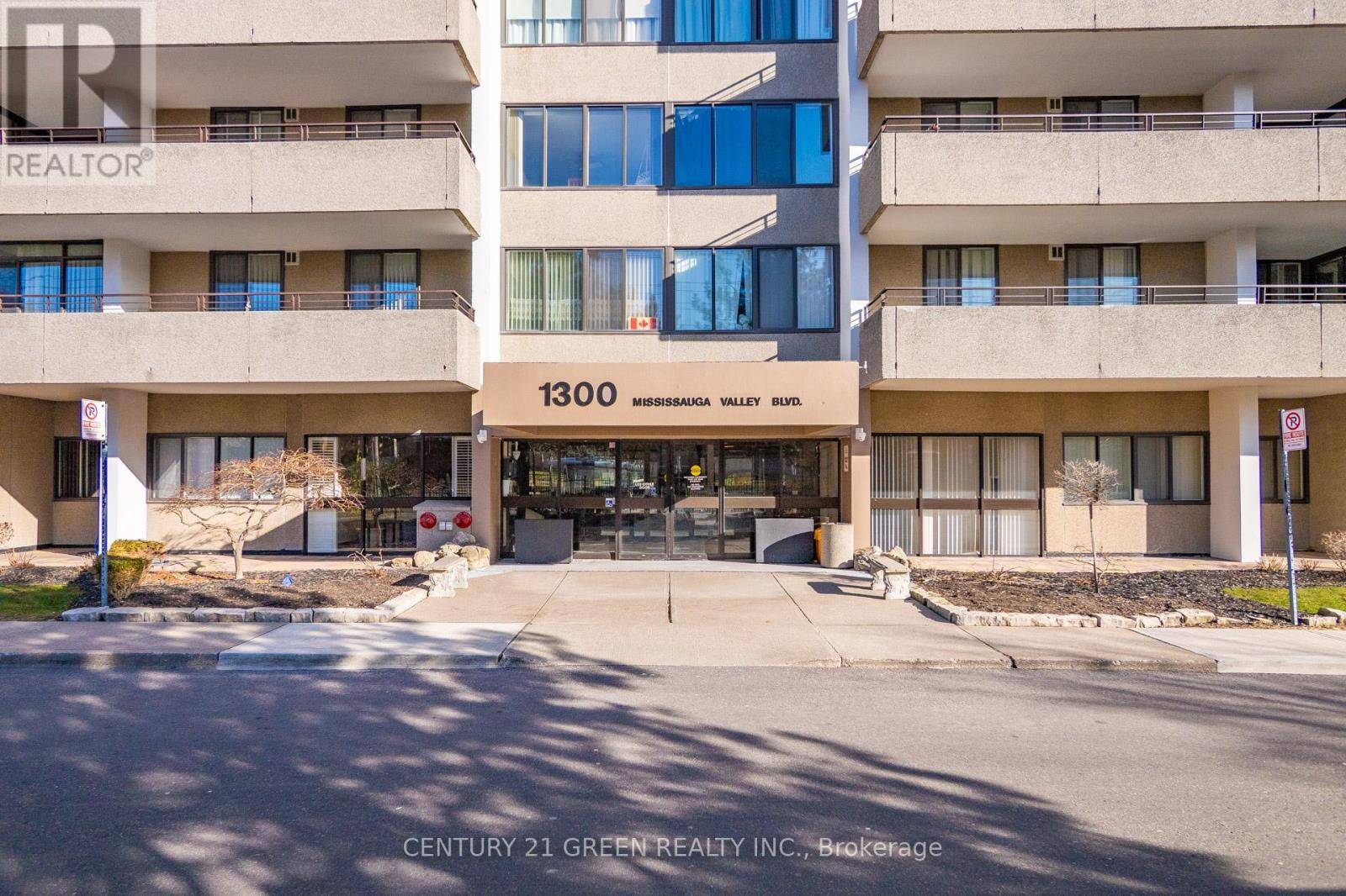 Mississauga (mississauga Valleys), ON L5A3S8,1300 Mississauga Valley BLVD #1011