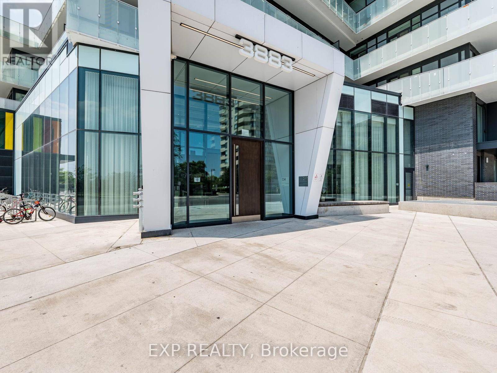 Mississauga (city Centre), ON L5B0M4,3883 Quartz RD #4701