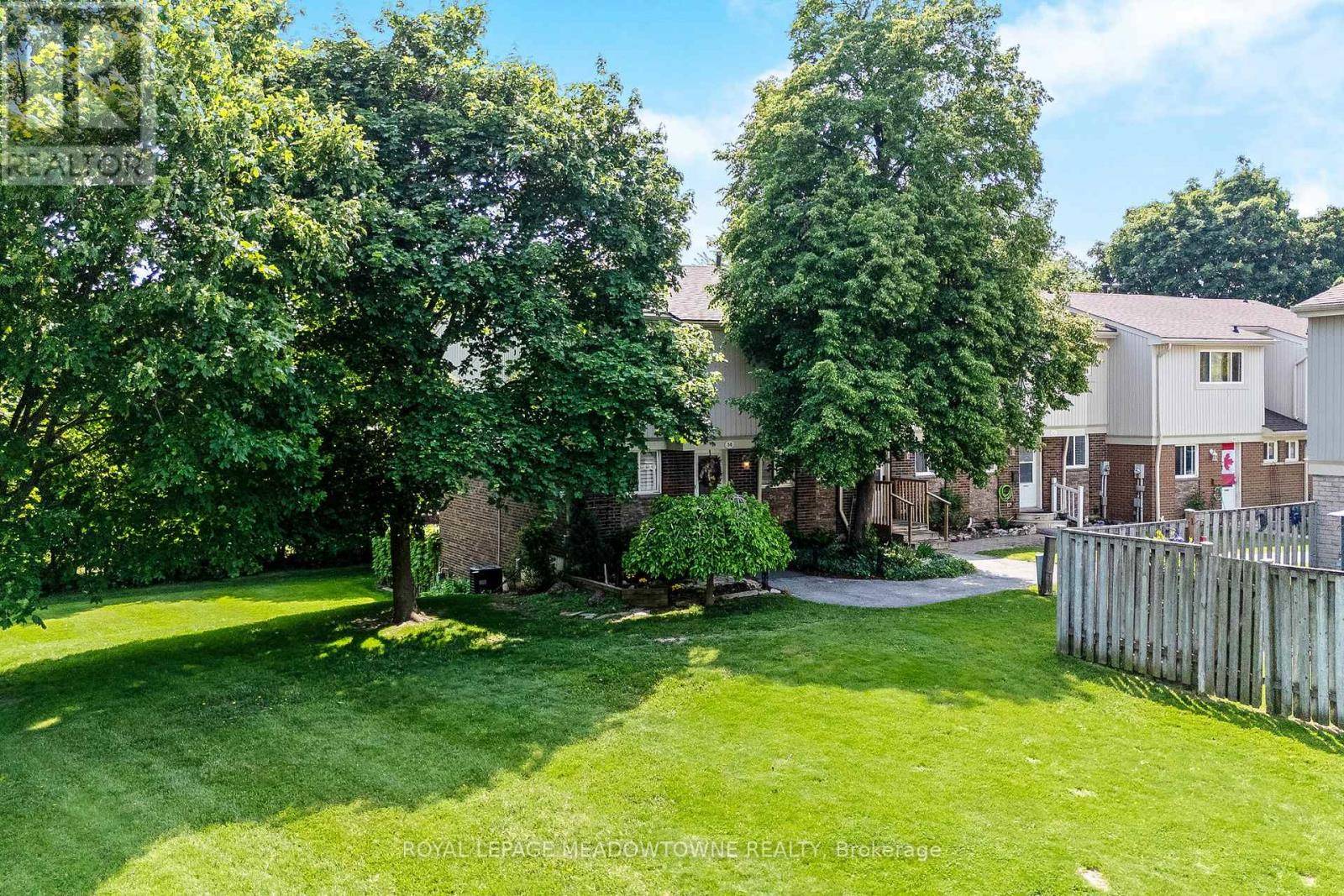 Milton (tm Timberlea), ON L9T3Z1,561 Childs DR #50