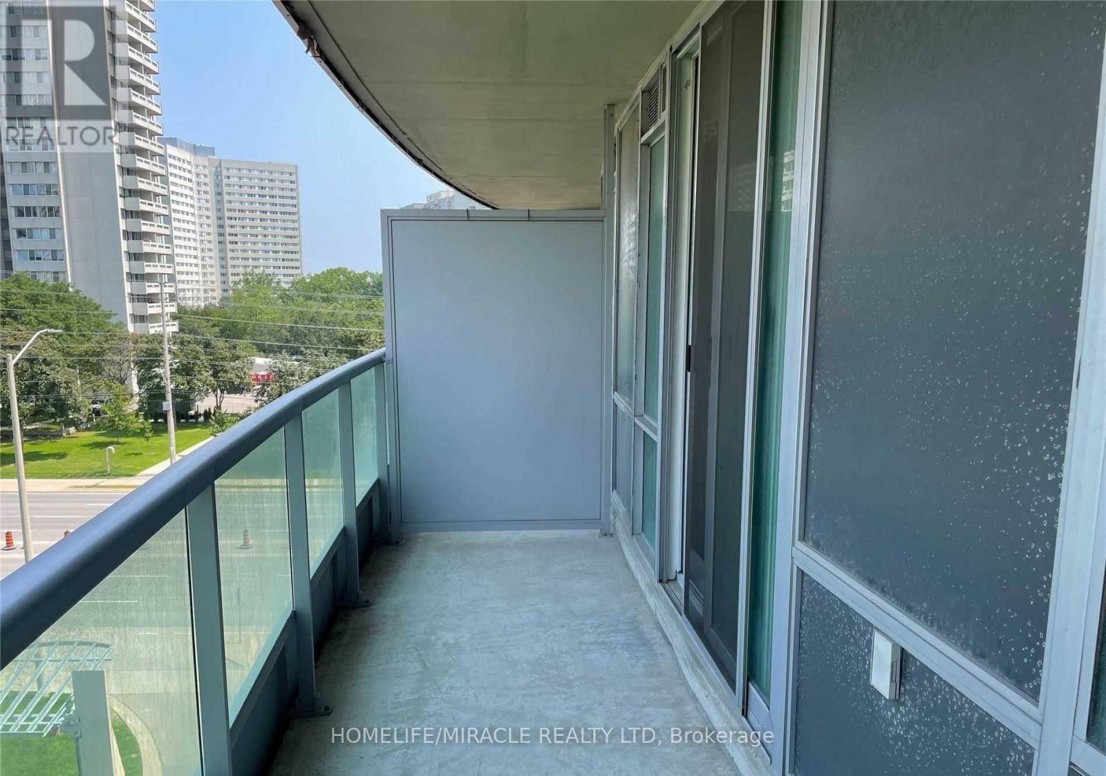 Mississauga (city Centre), ON L5B4M1,1 Elm DR West #509