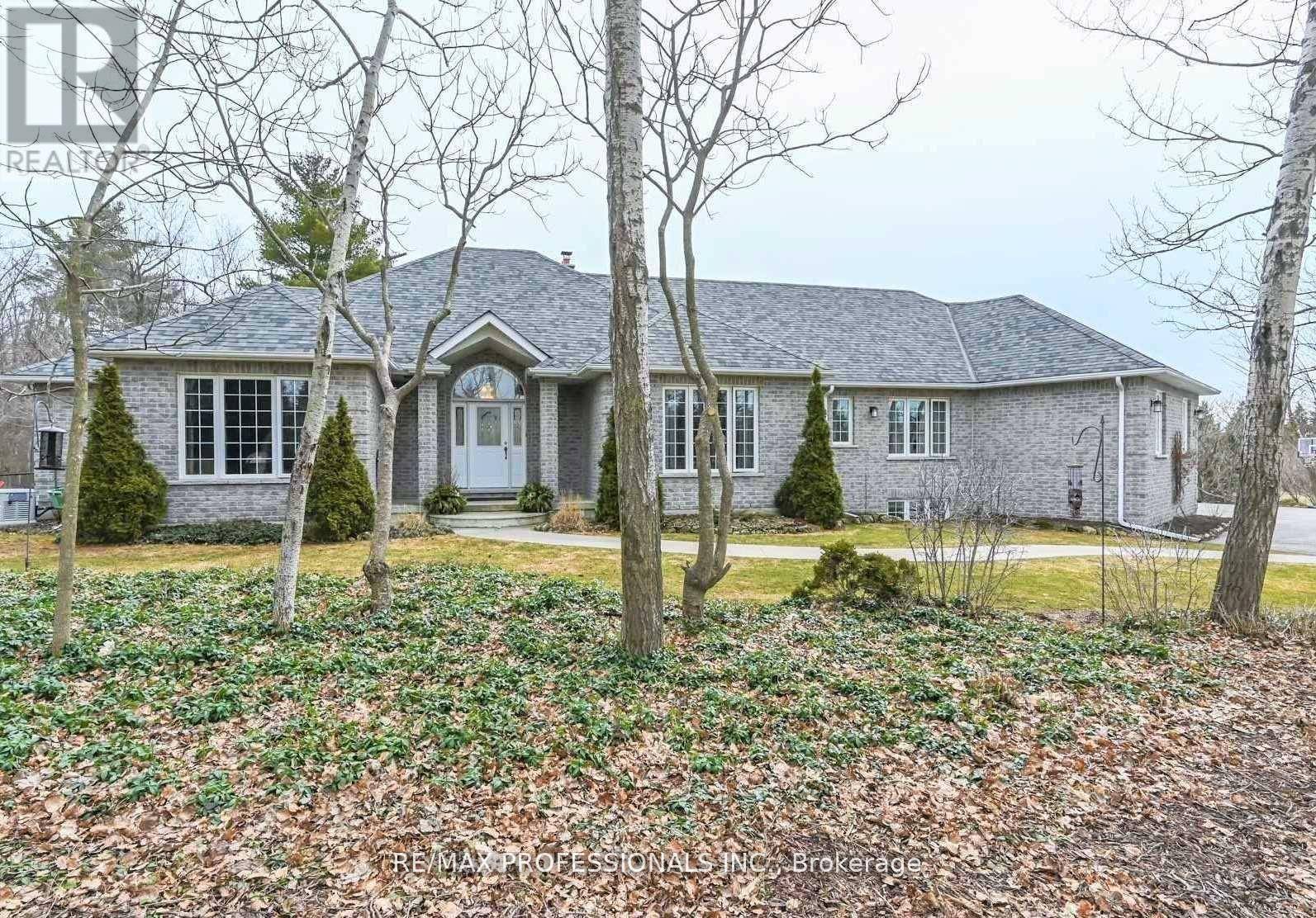 Halton Hills (es Rural Esquesing), ON L7J2L7,12 DEER RUN CRESCENT