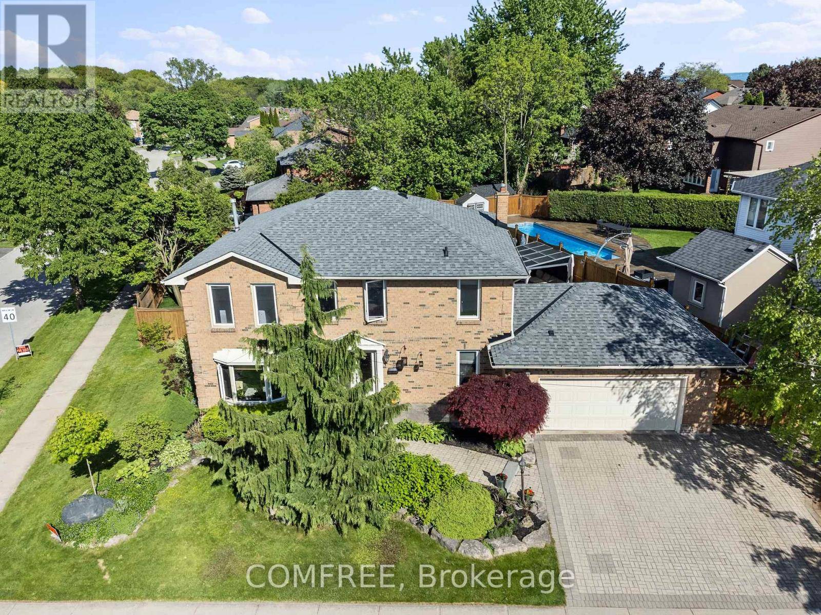 Burlington (headon), ON L7M2Y7,2131 UPLAND DRIVE