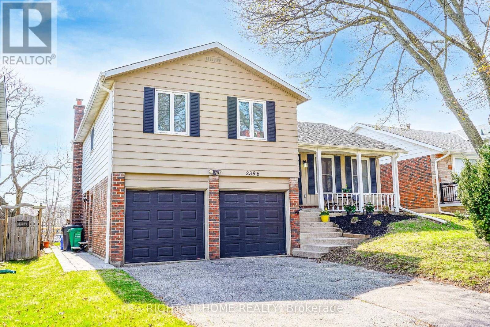 Mississauga (sheridan), ON L5K1H2,2396 HOMELANDS DRIVE