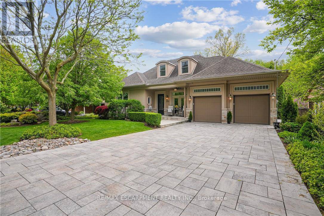 Burlington (lasalle), ON L7T2Z5,888 PARTRIDGE DRIVE