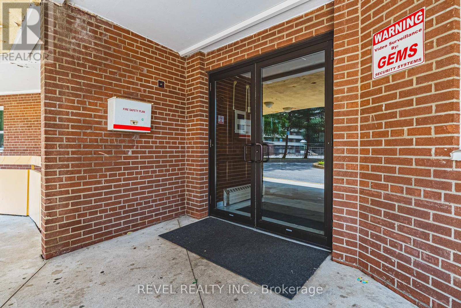 Mississauga (malton), ON L4T1B3,3577 Derry RD East #805