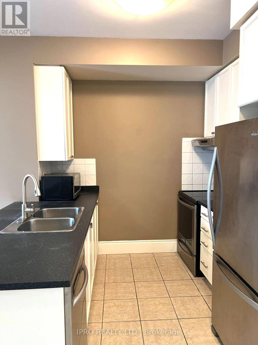 Mississauga (city Centre), ON L5B4P5,3888 Duke of York BLVD #236