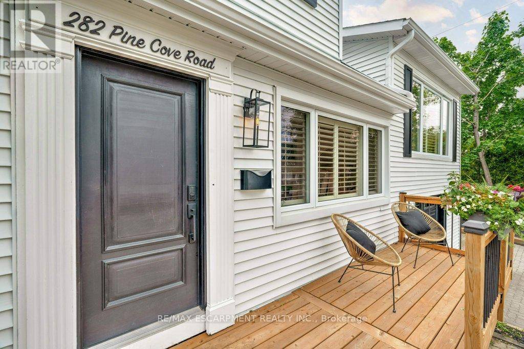 Burlington (roseland), ON L7N1W2,282 PINE COVE ROAD