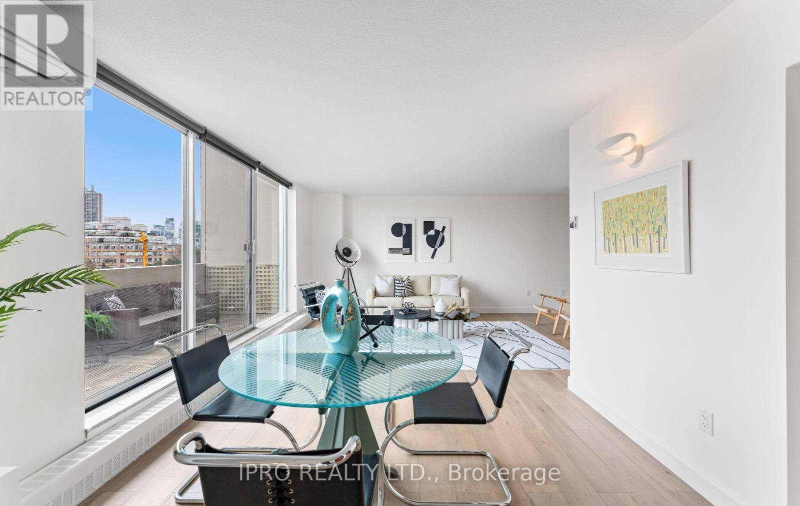 Toronto (high Park-swansea), ON M6S3N4,60 Southport ST #414
