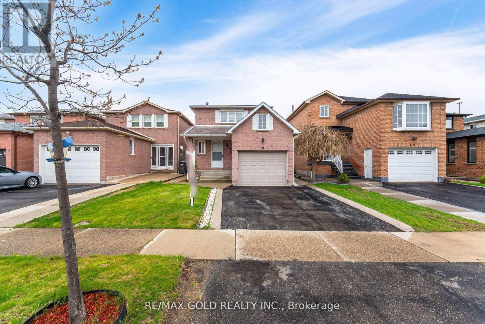 Brampton (fletcher's Creek South), ON L6W4E5,58 KESTEVEN CRESCENT