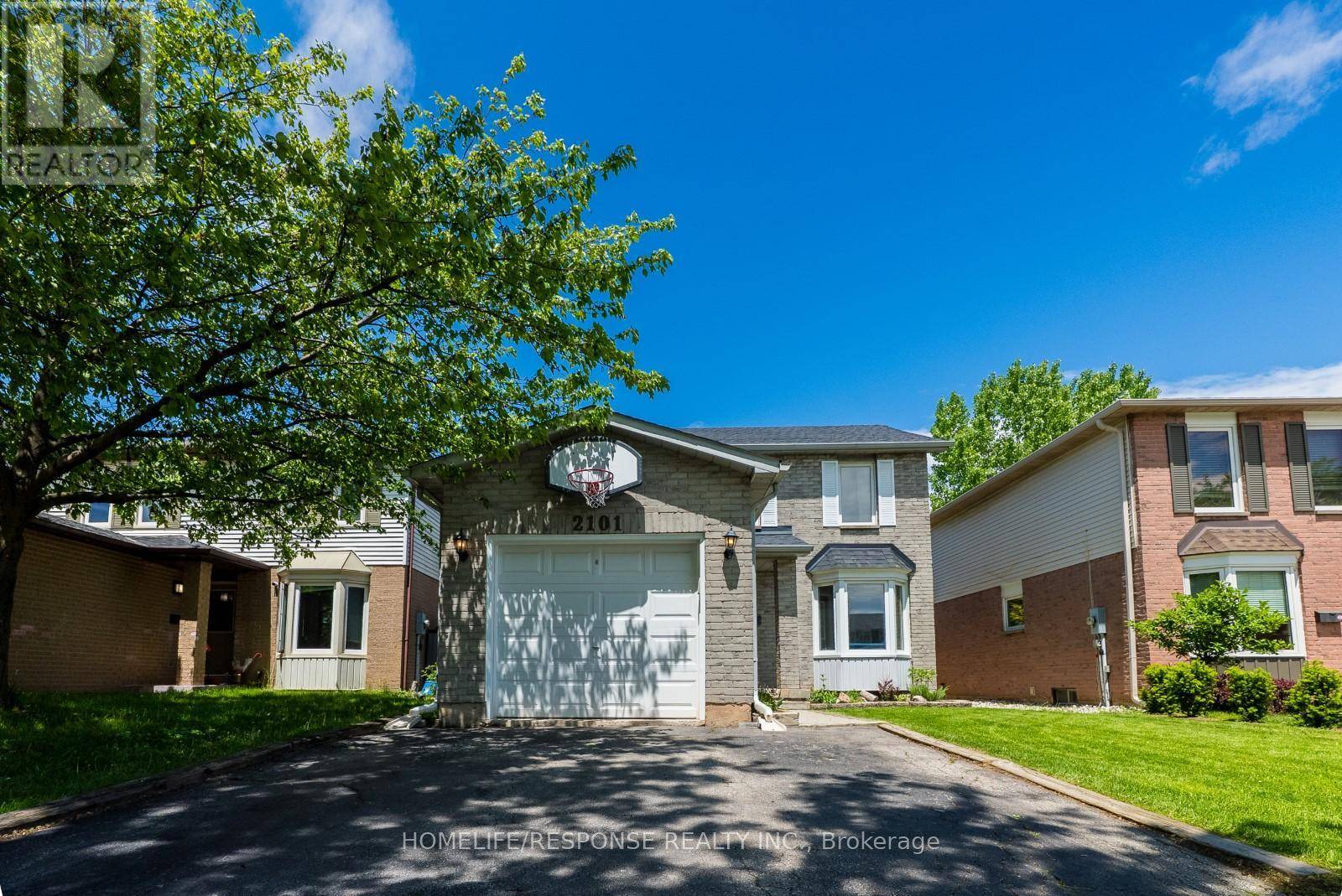 Burlington (headon), ON L7M2P4,2101 CLIPPER CRESCENT