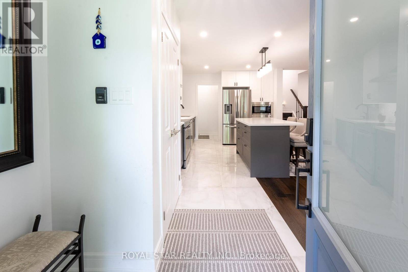 Brampton (northgate), ON L6S1G1,74 GLEBE CRESCENT