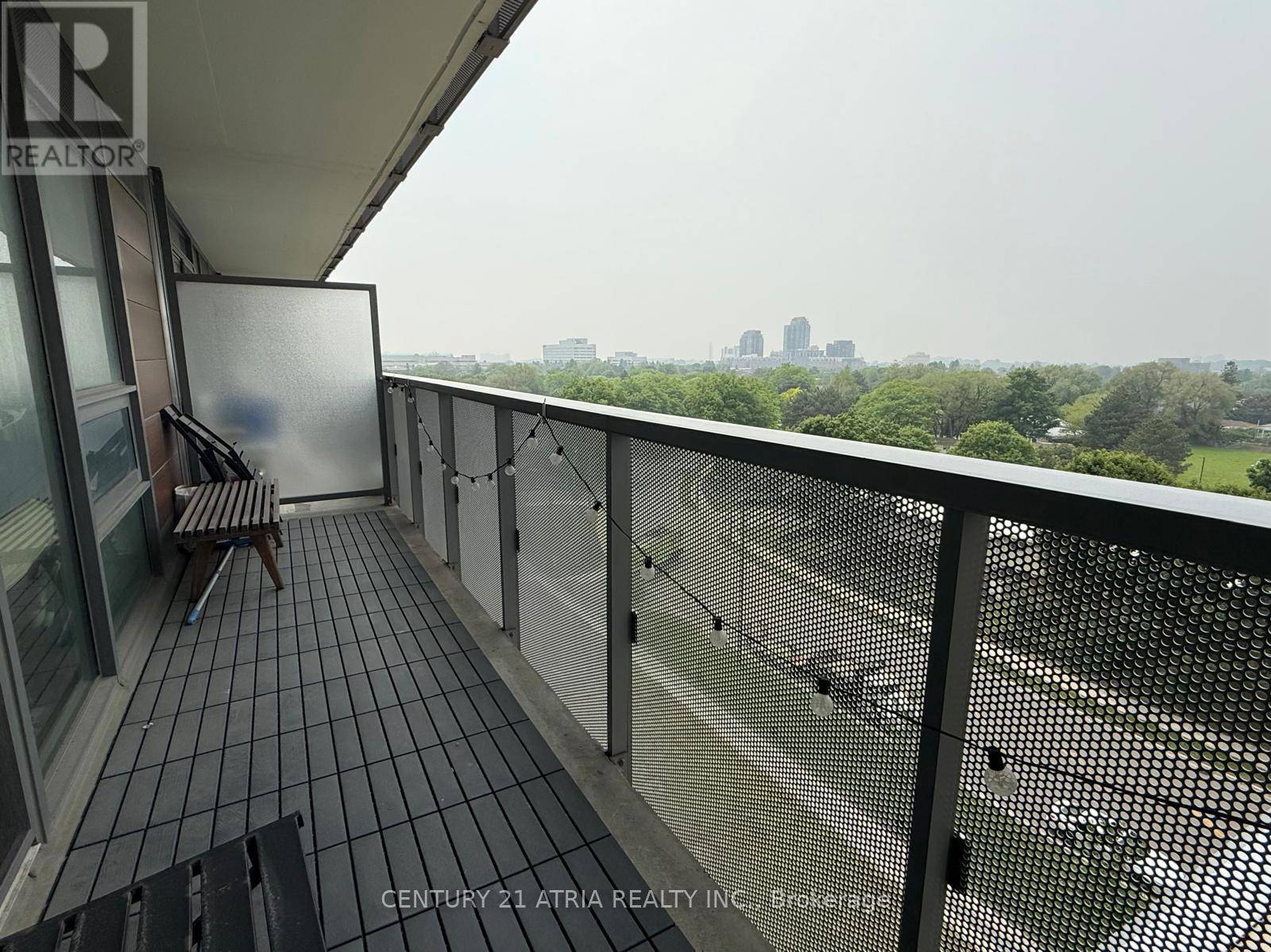 Toronto (yorkdale-glen Park), ON M6A1N6,160 Flemington RD #913