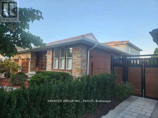 Mississauga (applewood), ON L4X1X4,1856 BRIARCROOK CRESCENT