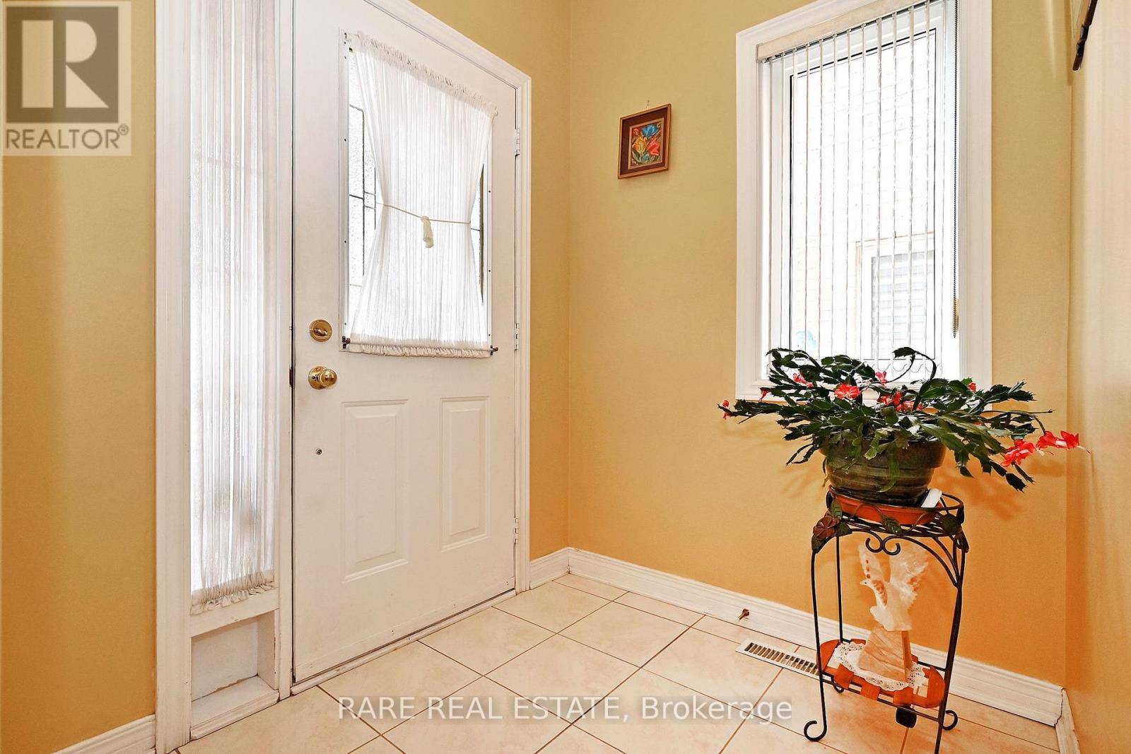 Mississauga (meadowvale Village), ON L5W1V1,395 ROCCA COURT