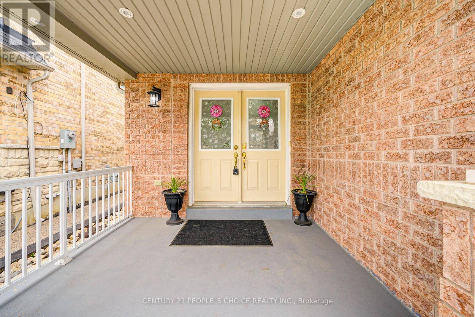 Brampton (bram East), ON L6P2N1,7 HEATHBROOK AVENUE