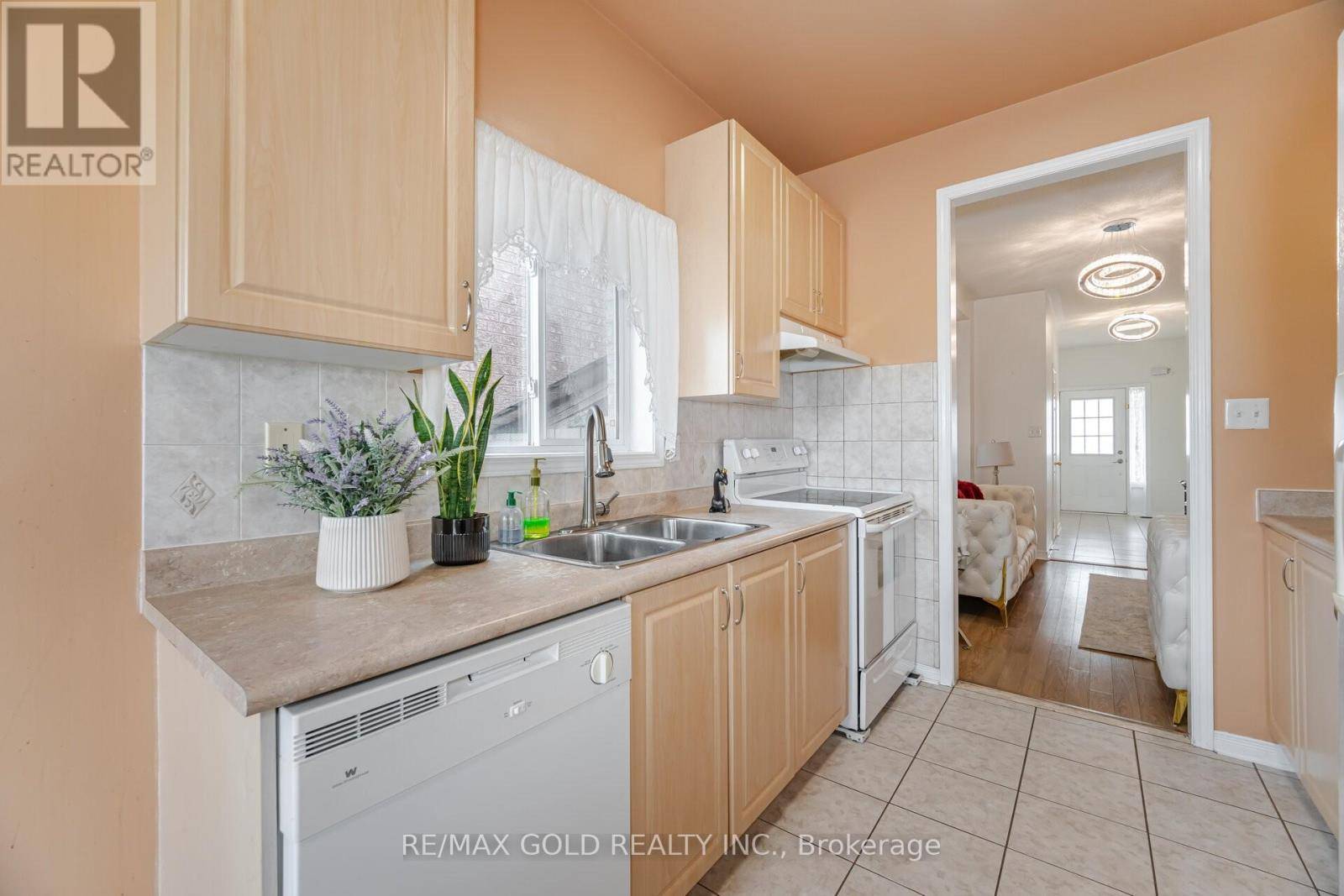 Brampton (sandringham-wellington), ON L6R0T1,88 KETTLEWELL CRESCENT
