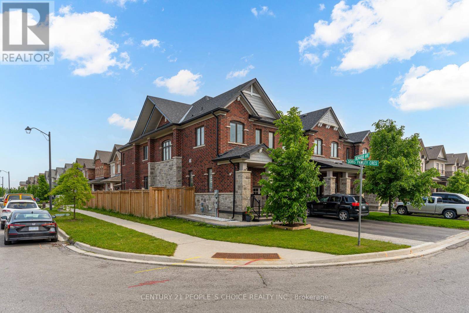 Caledon, ON L7C4E7,113 BENADIR AVENUE