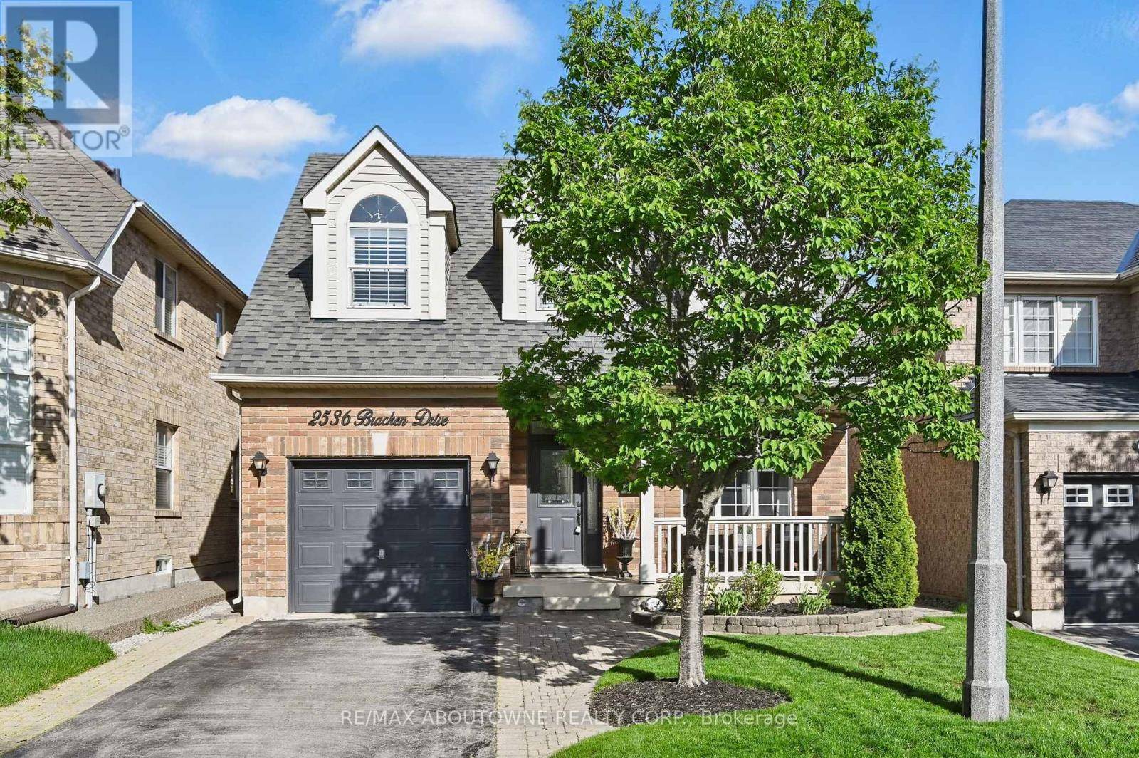 Oakville (wm Westmount), ON L6M4R7,2536 BRACKEN DRIVE