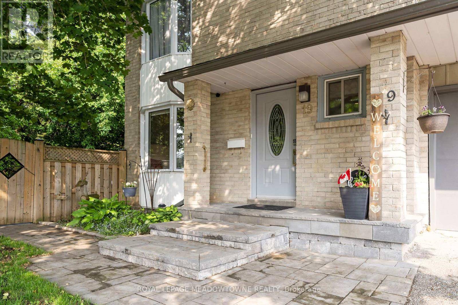 Halton Hills (ac Acton), ON L7J2V9,19 RANSOM STREET