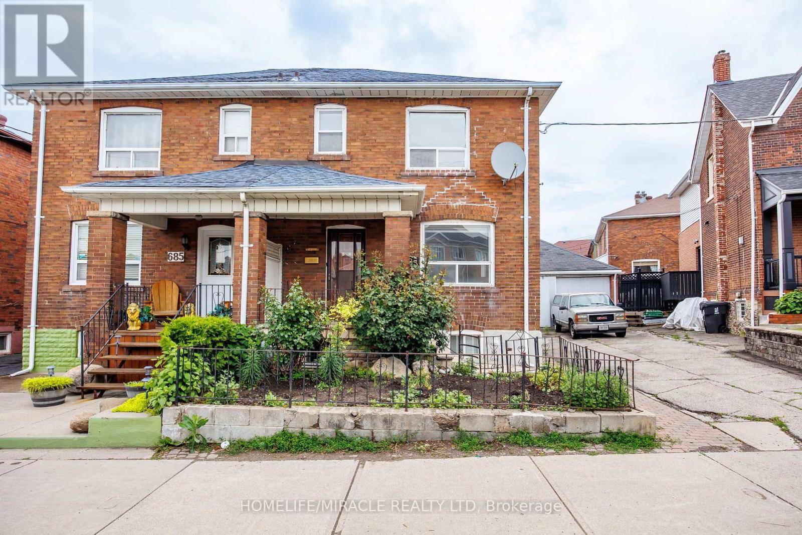 Toronto (weston-pellam Park), ON M6N3B6,683 OLD WESTON ROAD
