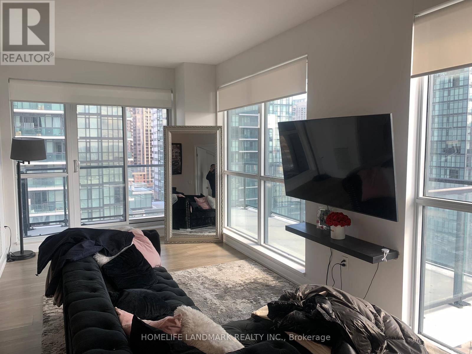 Mississauga (city Centre), ON L5B0K9,4085 Parkside Village DR #1507