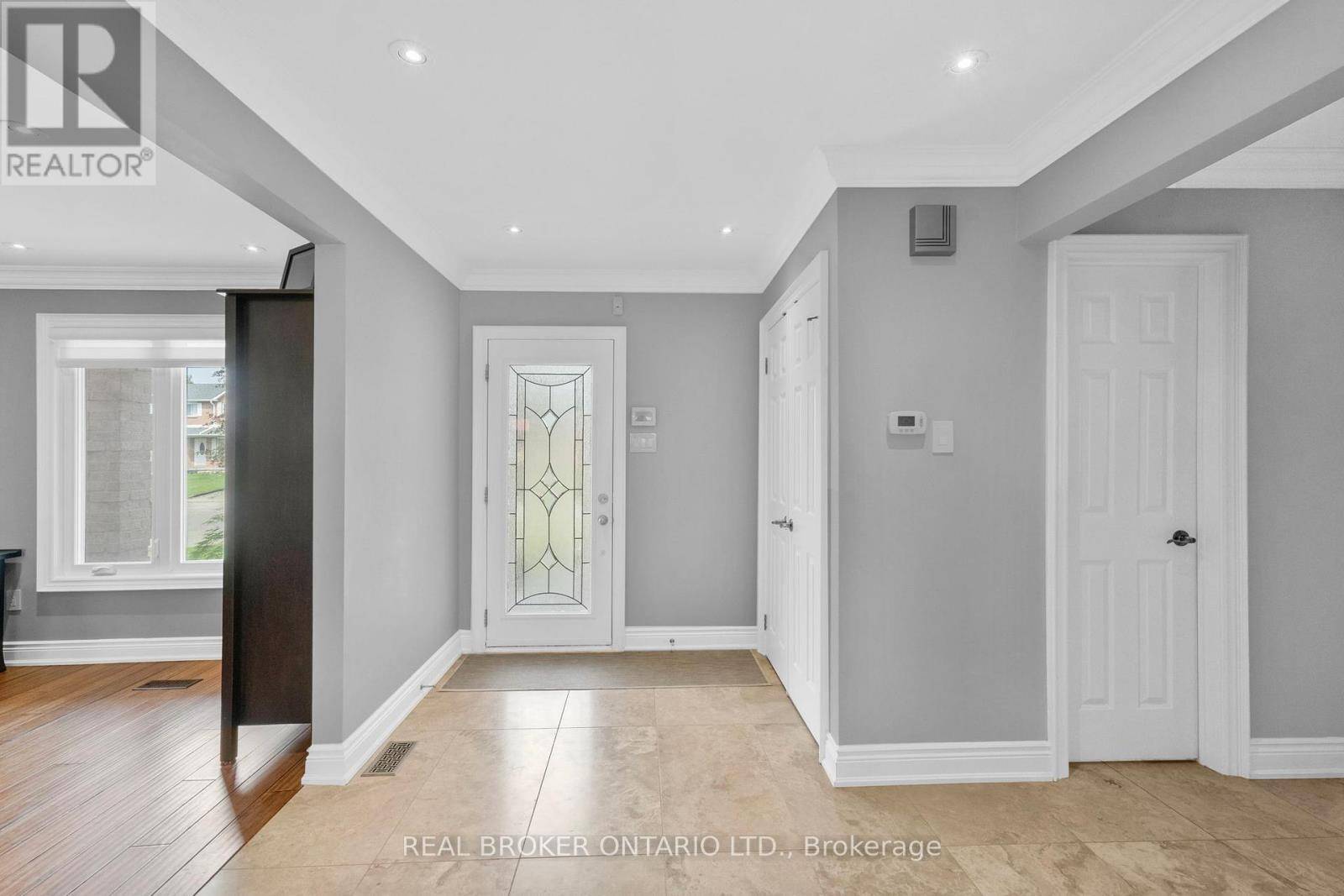 Caledon (bolton East), ON L7E1P6,11 FOUNTAINBRIDGE DRIVE